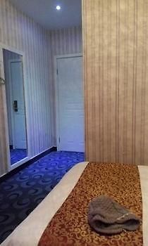 Zhengzhou Love Theme Hotel Jicheng  Exterior photo