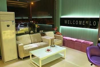 Zhengzhou Love Theme Hotel Jicheng  Exterior photo